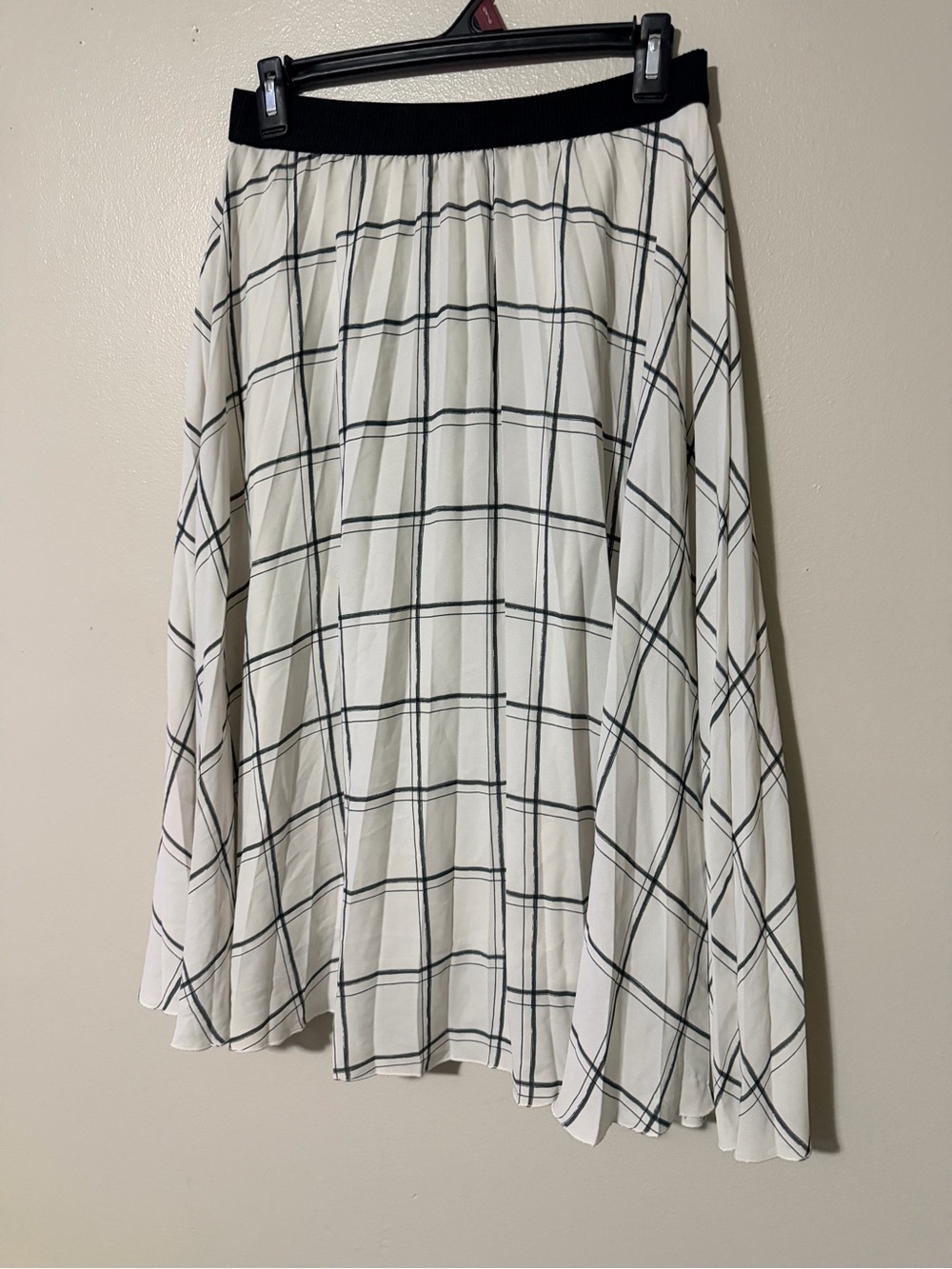 H&M Black and White Windowpane Skater Skirt